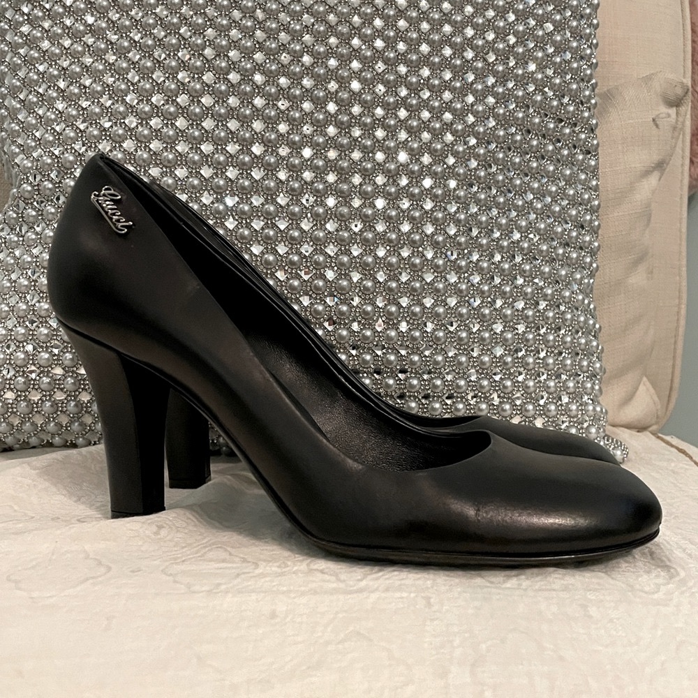 Authentic GUCCI Heels - Picture 1 of 14